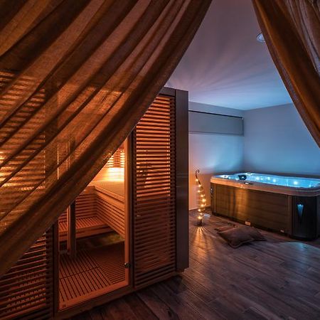 Park Hotel & Spa Циливи Экстерьер фото