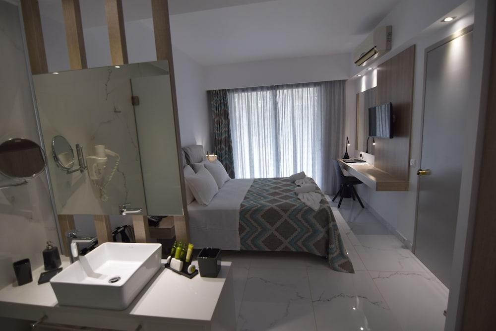 Park Hotel & Spa Циливи Экстерьер фото