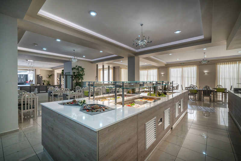 Park Hotel & Spa Циливи Экстерьер фото